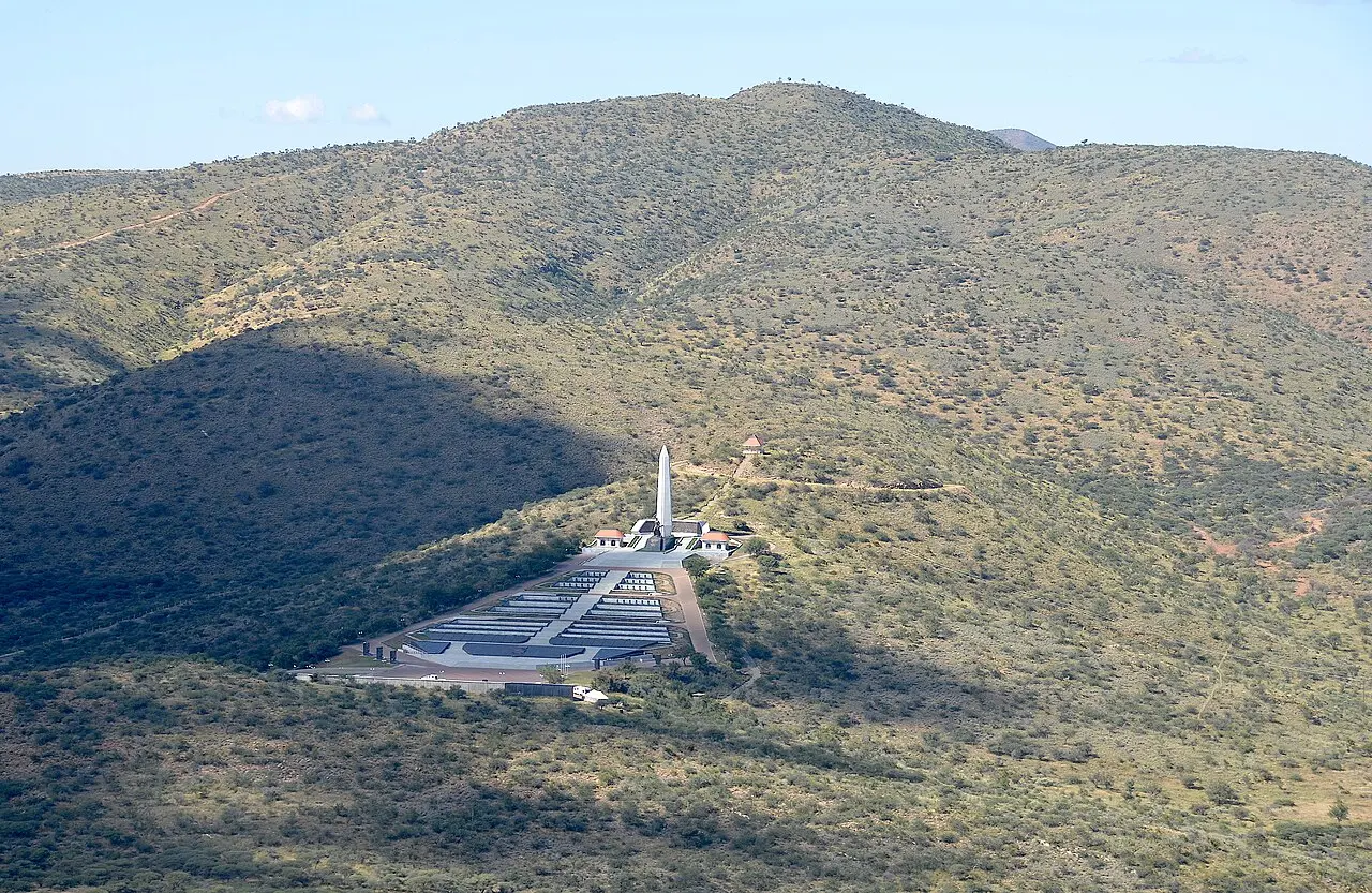 Heroes' Acre (Namibie) — illustration