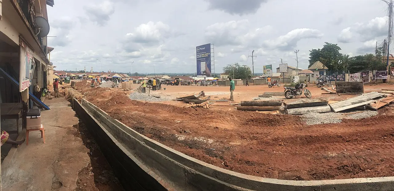 Ahafo regional capital Goaso under road construction — photo d’illustration (routes et ponts)