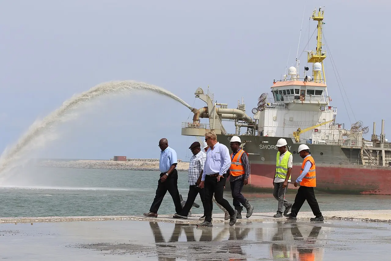 Tinubu praises Dangote for creating jobs and reducing imports