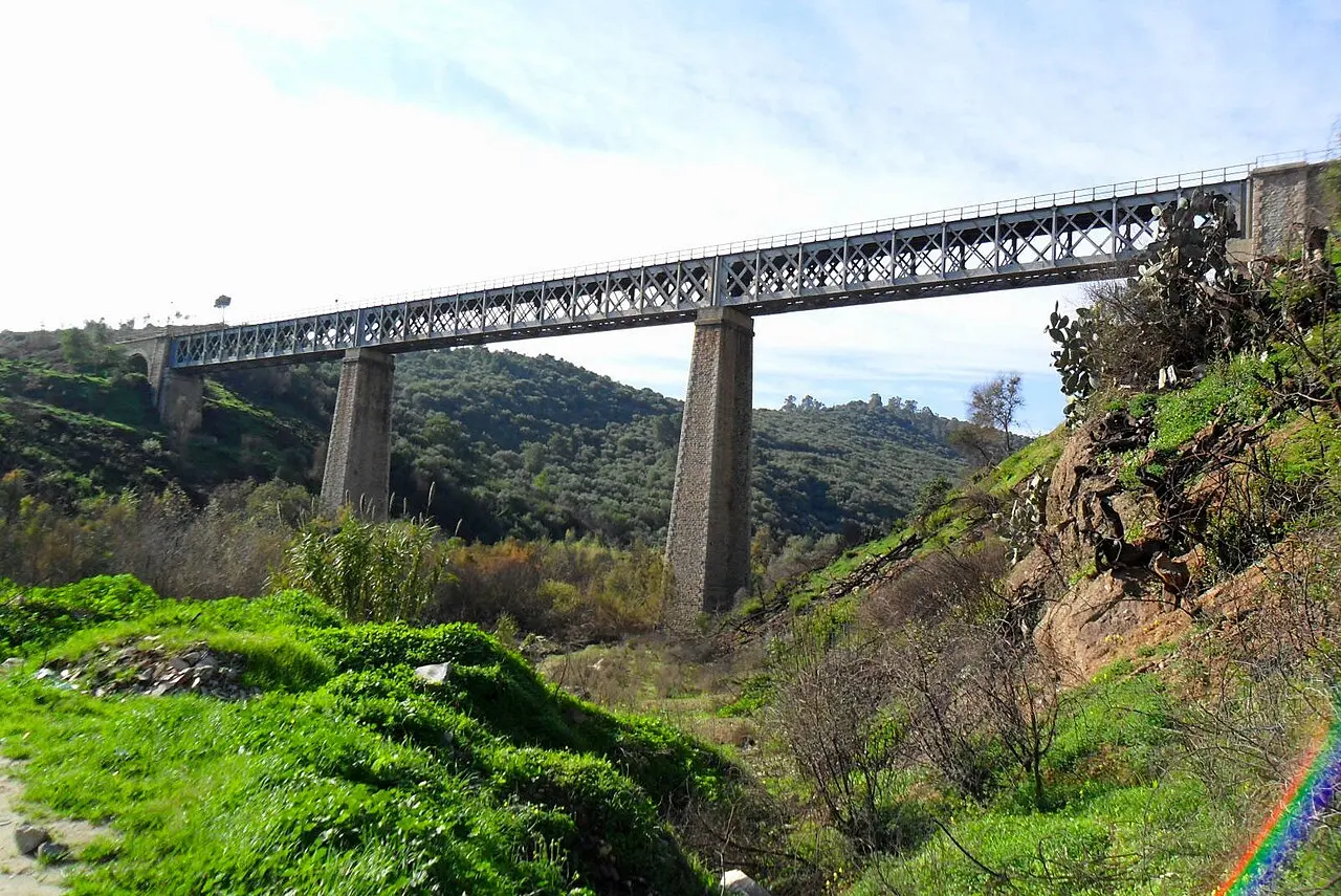 Railway Viaduct of Beni Amrane on the Algiers-Constantine Line — photo d’illustration (chemin de fer)
