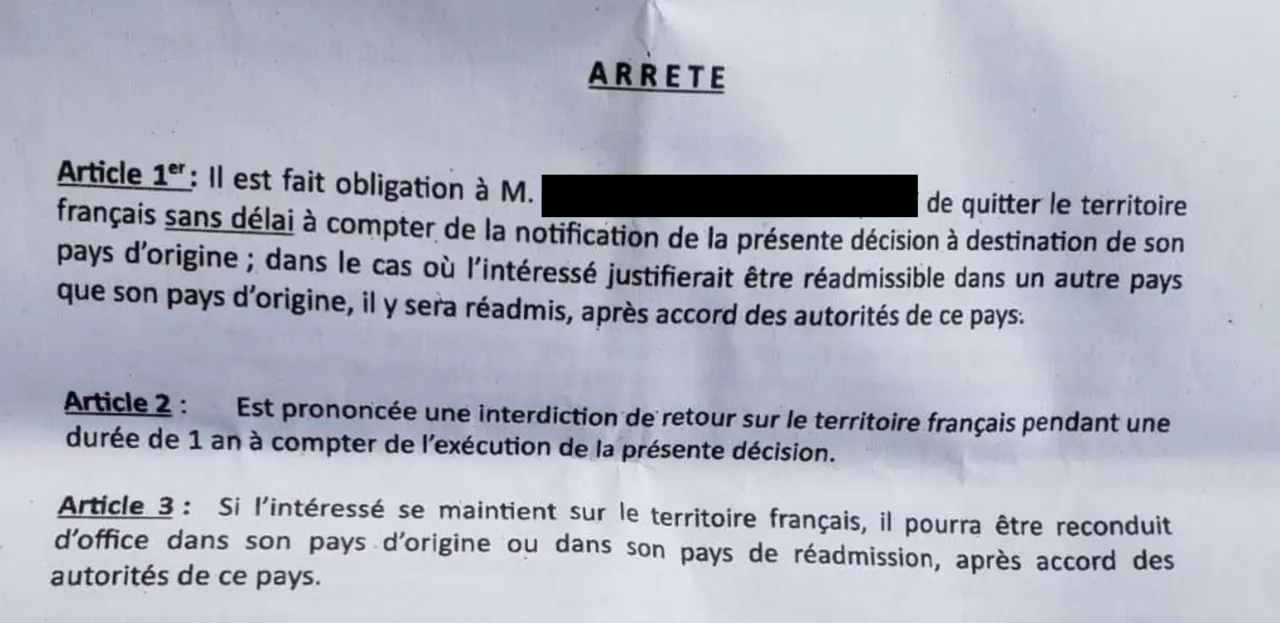 Obligation de quitter le territoire français — illustration