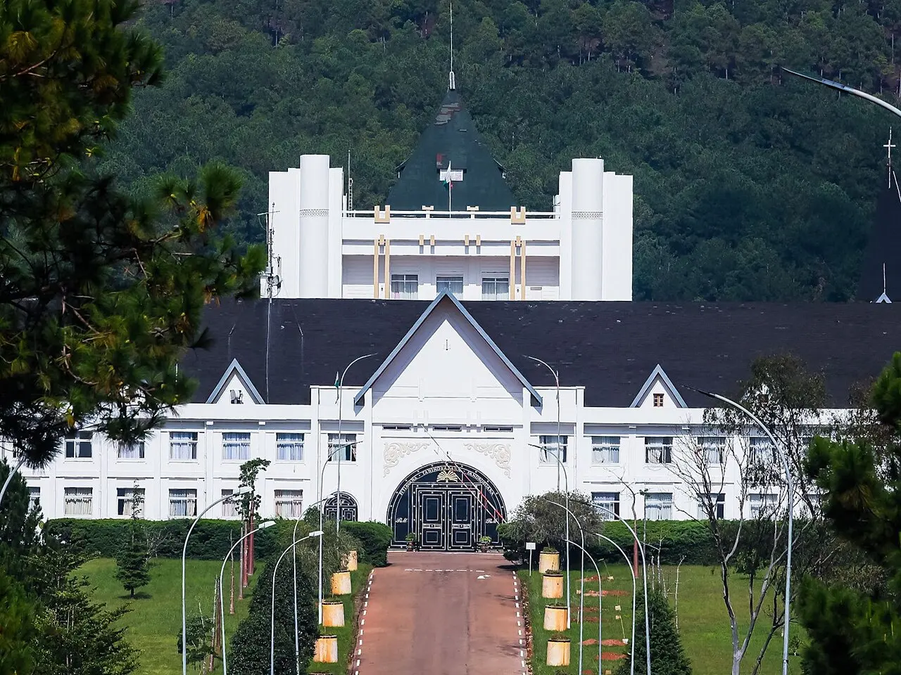 Palais d'Iavoloha — illustration