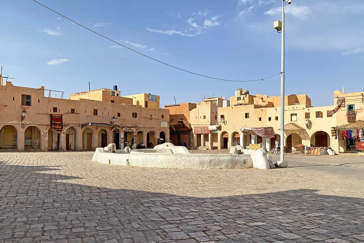 Market Place of Ksar Ghardaïa 02 — photo d’illustration (marchés et commerce)
