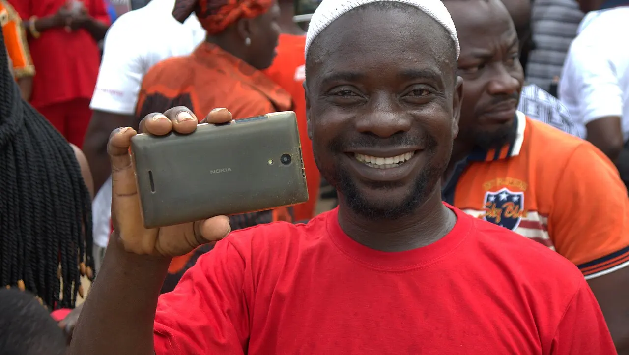 Smart phone Ghana — photo d’illustration (numérique)