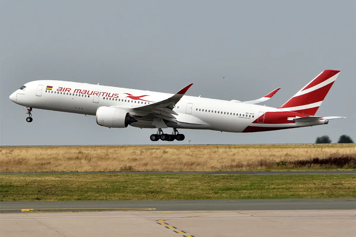Air Mauritius reassesses three A350s and seeks five medium-haul aircraft