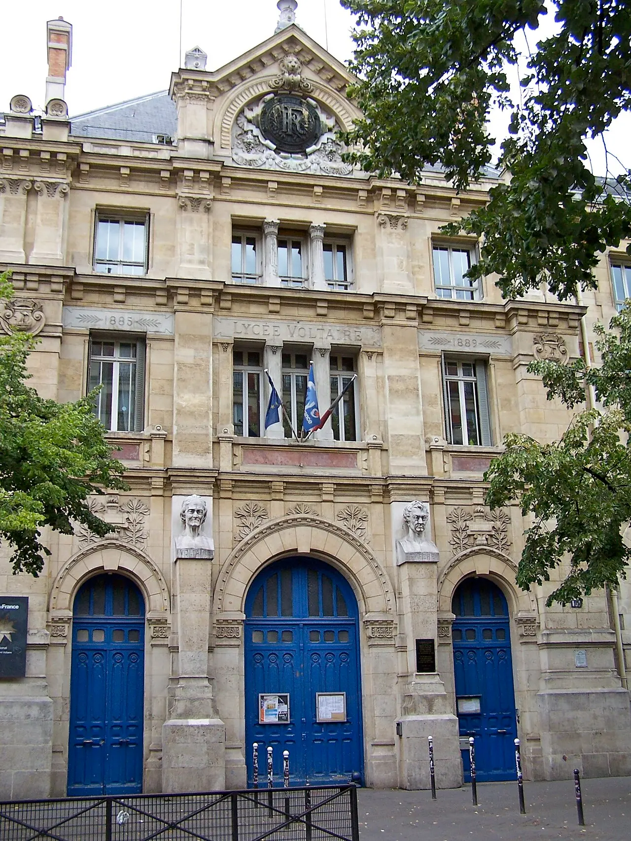 Lycée Voltaire (Paris) — illustration