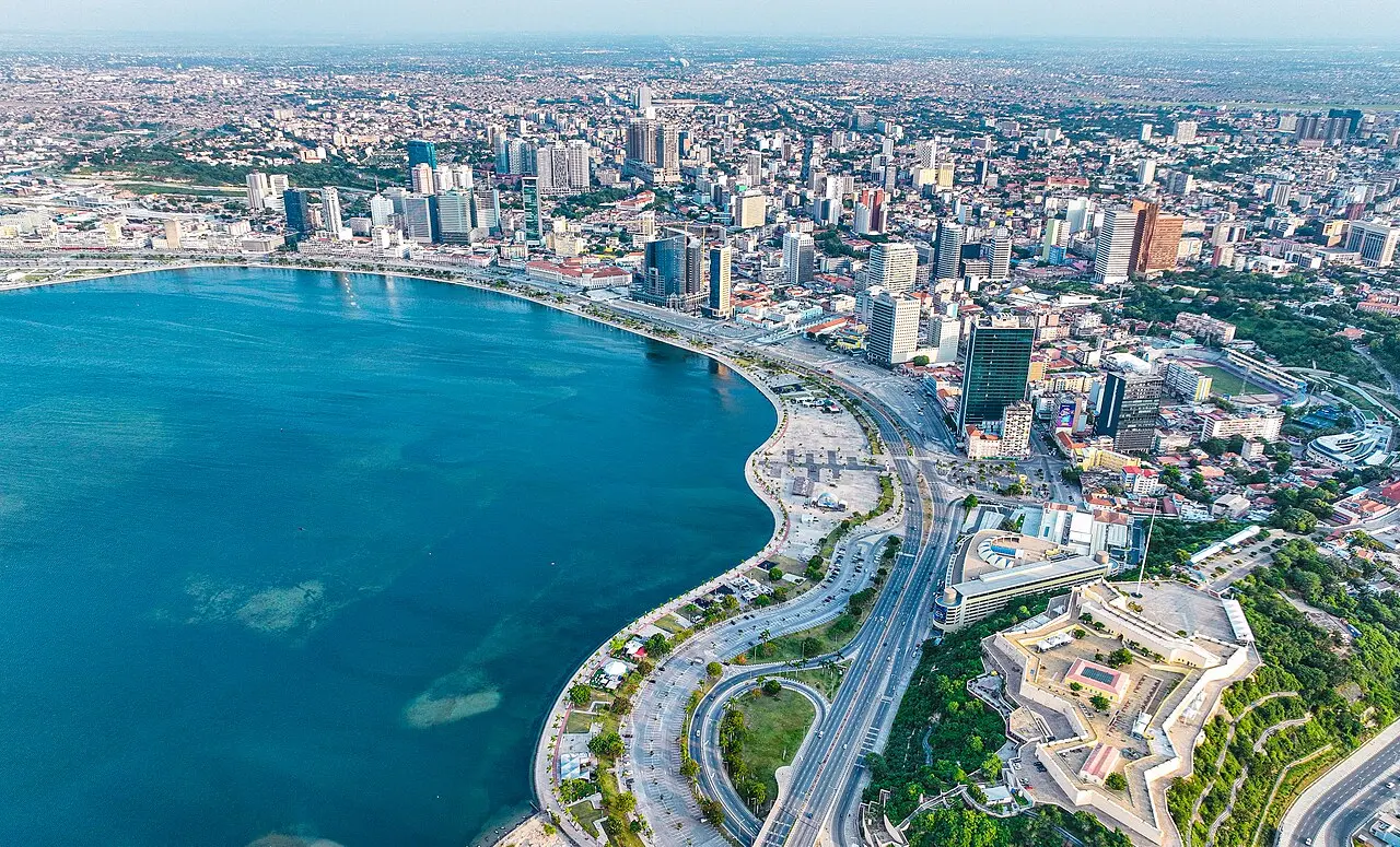 Luanda — illustration