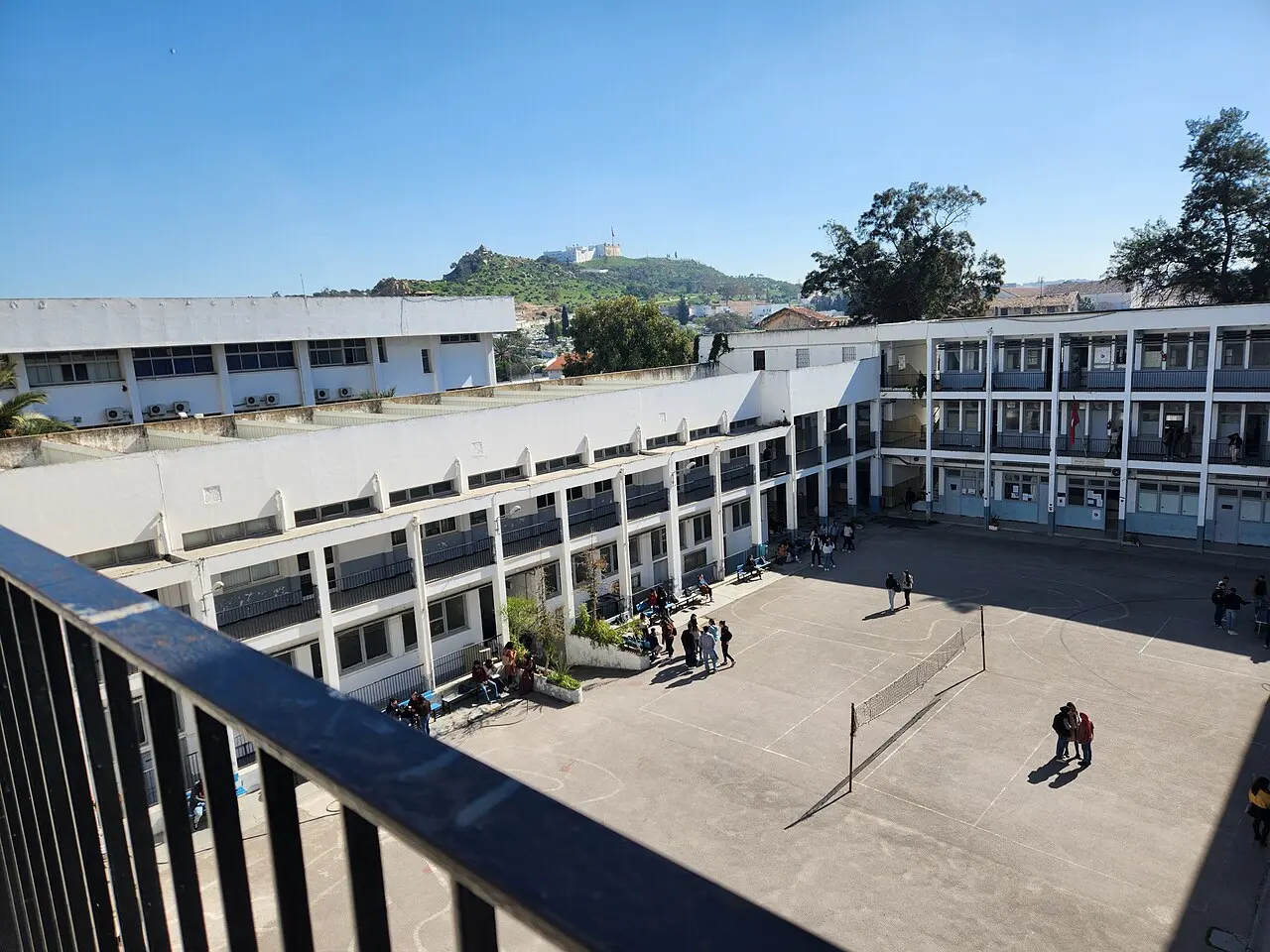 École nationale supérieure d'ingénieurs de Tunis — illustration