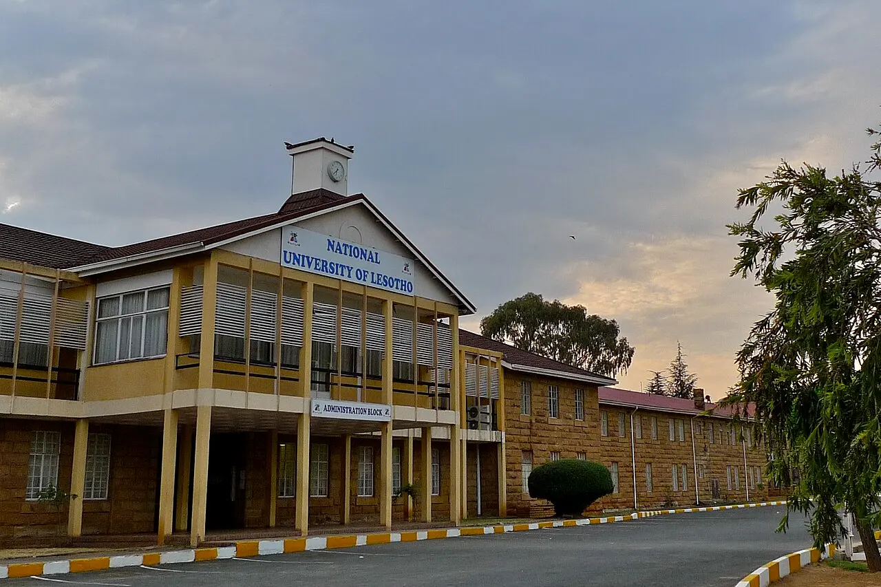 Université nationale du Lesotho — illustration
